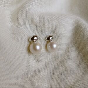 Freshwater Pearl Earrings